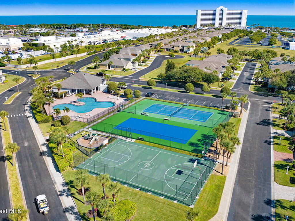 3330 Poseidon Way, Indialantic, FL 32903