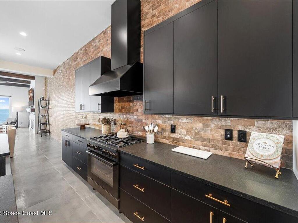 2765 N Highway A1a, Indialantic, FL 32903