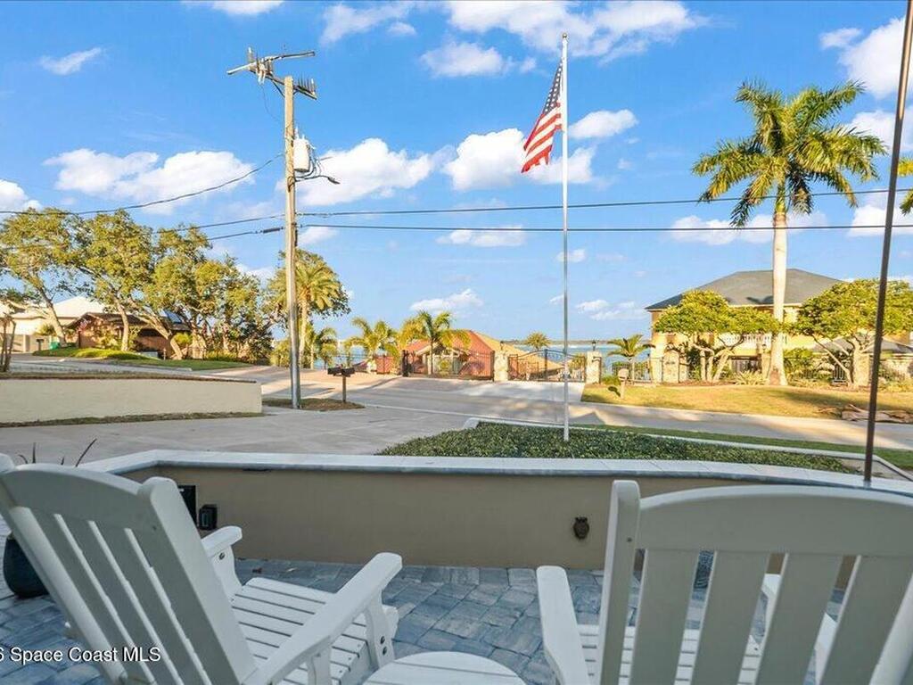 2123 N Indian River Drive, Cocoa, FL 32922