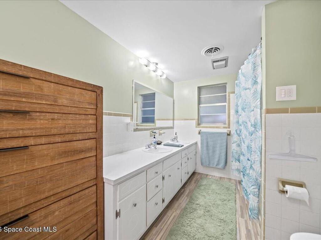 2123 N Indian River Drive, Cocoa, FL 32922