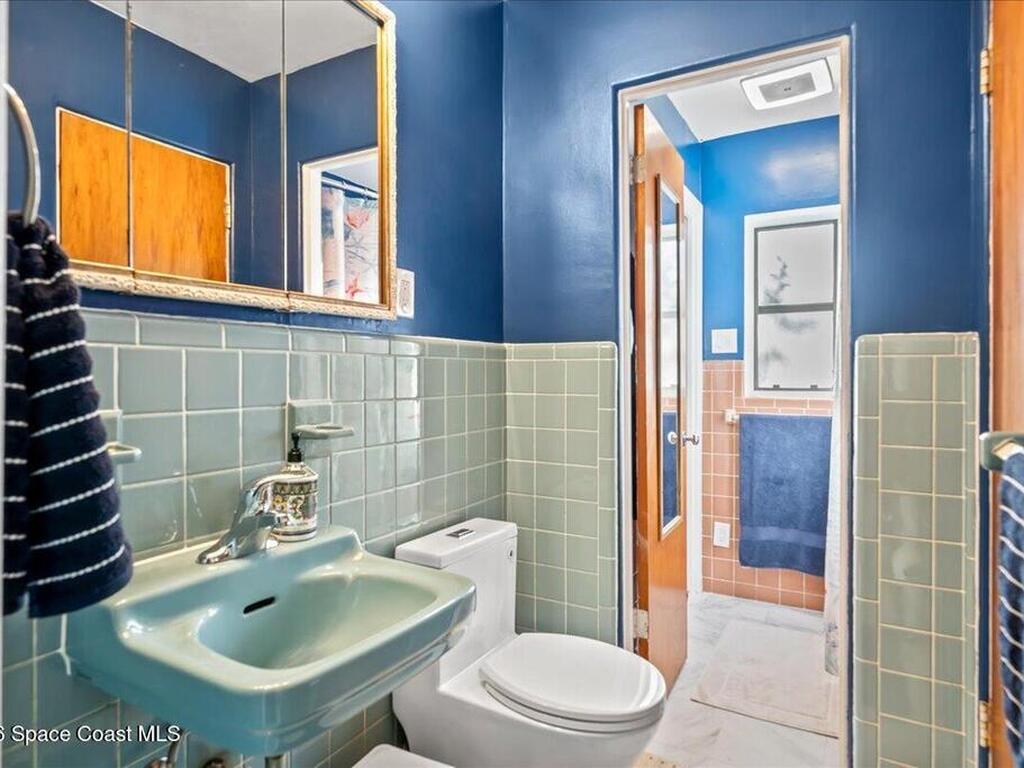 2123 N Indian River Drive, Cocoa, FL 32922