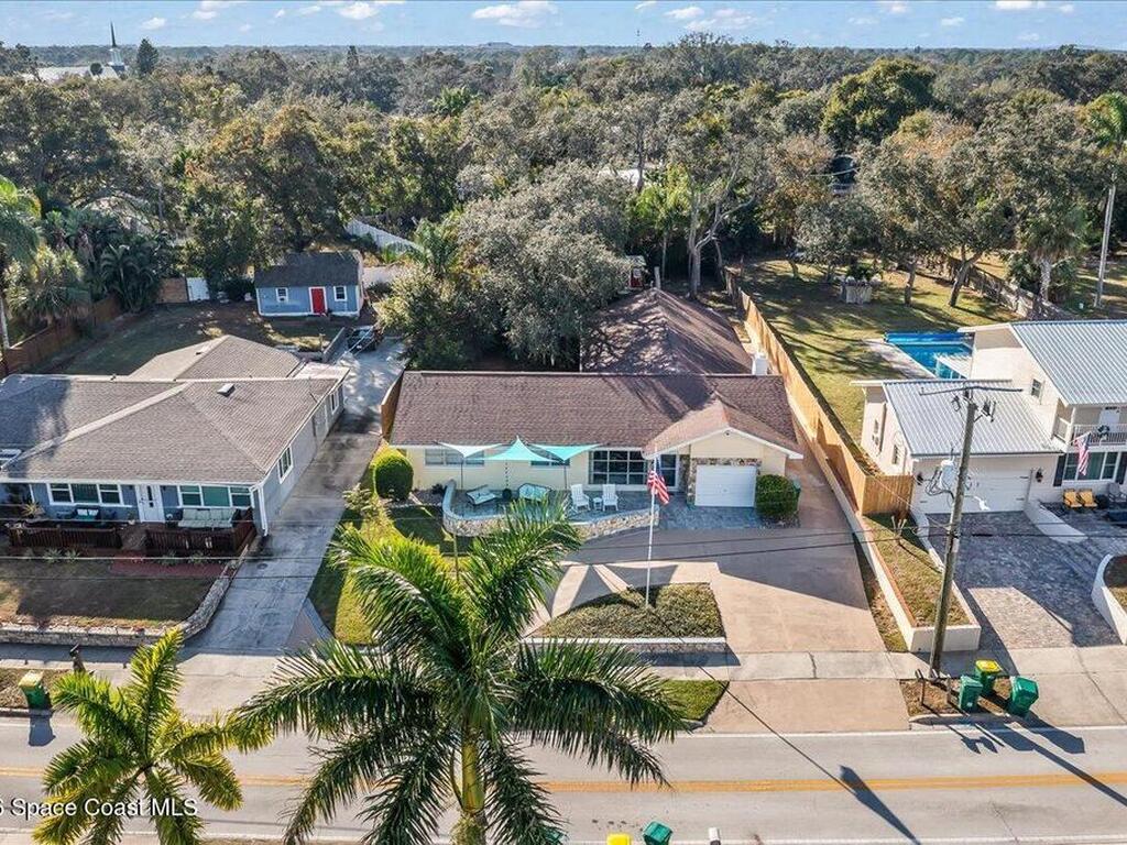 2123 N Indian River Drive, Cocoa, FL 32922