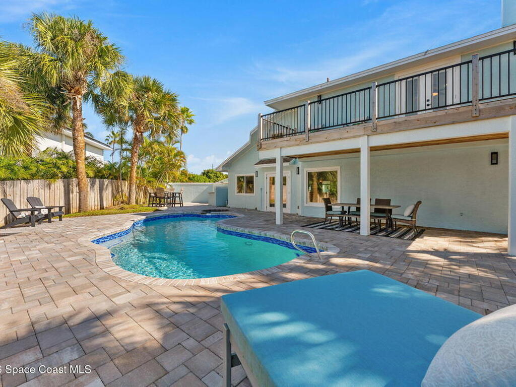 398 Riverview Lane, Melbourne Beach, FL 32951