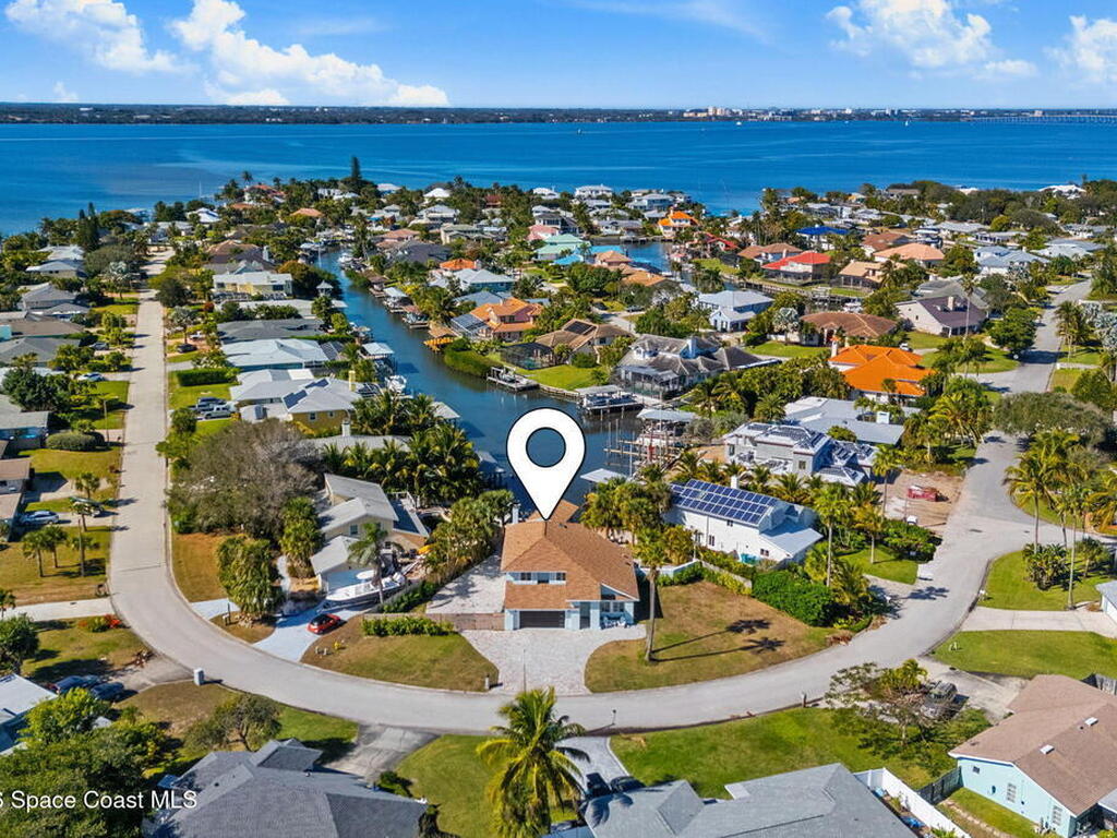 398 Riverview Lane, Melbourne Beach, FL 32951