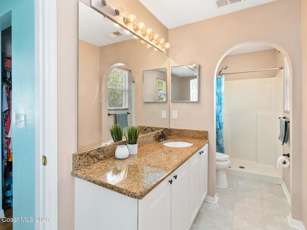 1531 Vista Lake Circle, Melbourne, FL 32904