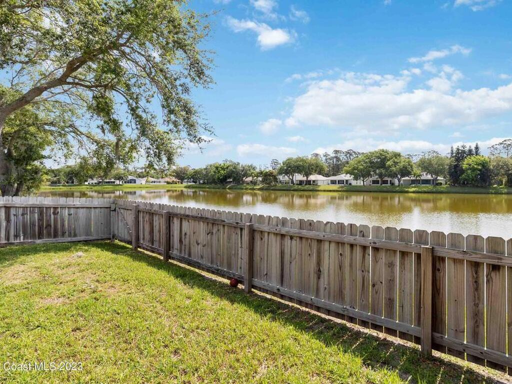 1531 Vista Lake Circle, Melbourne, FL 32904