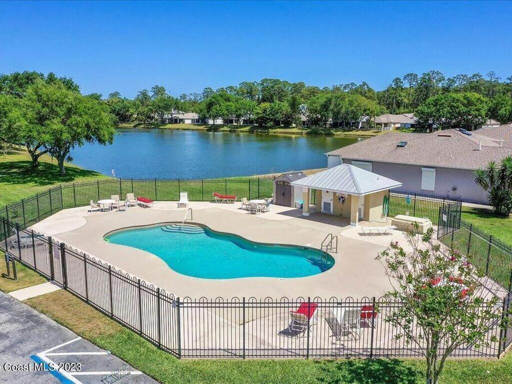 1531 Vista Lake Circle, Melbourne, FL 32904