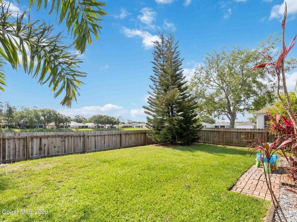 1531 Vista Lake Circle, Melbourne, FL 32904