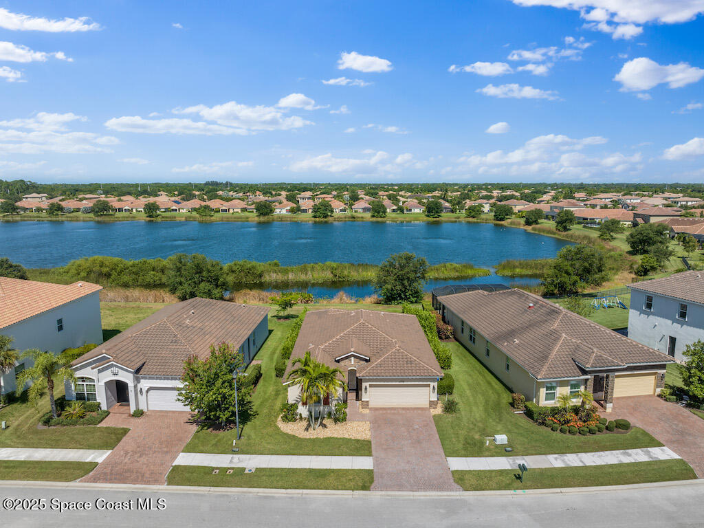 1786 Berkshire Circle, Vero Beach, FL 32968