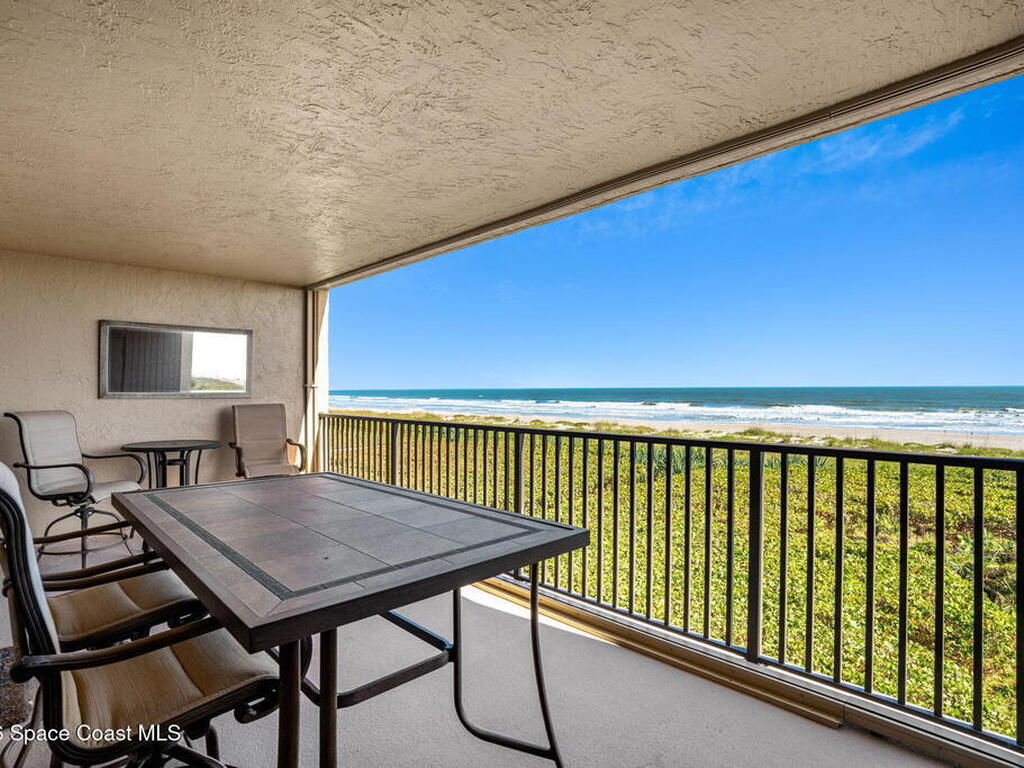 8498 Ridgewood Avenue, Cape Canaveral, FL 32920