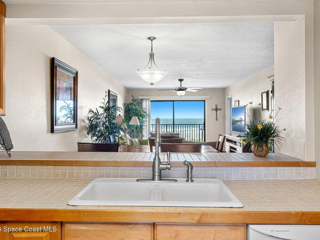 8498 Ridgewood Avenue, Cape Canaveral, FL 32920