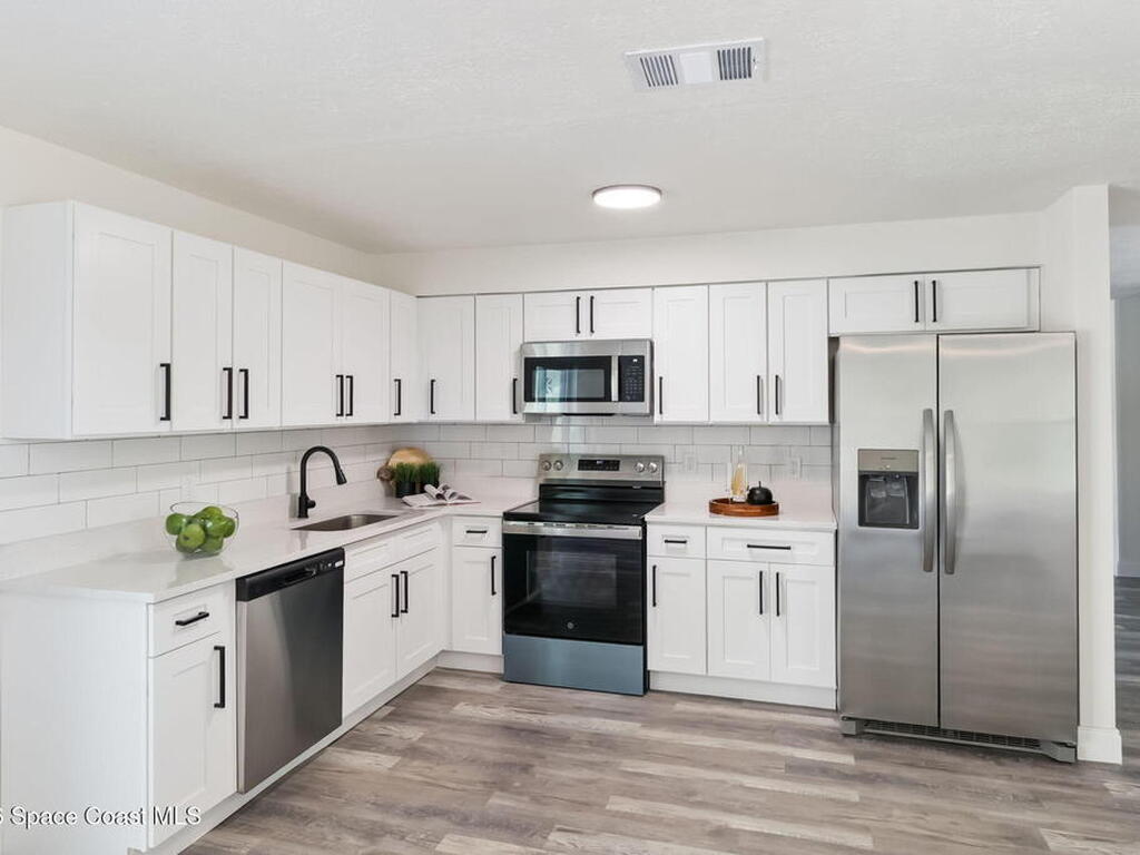 140 Barbados Drive, Merritt Island, FL 32952