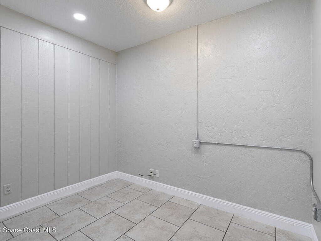 599 Sherwood Avenue, Satellite Beach, FL 32937