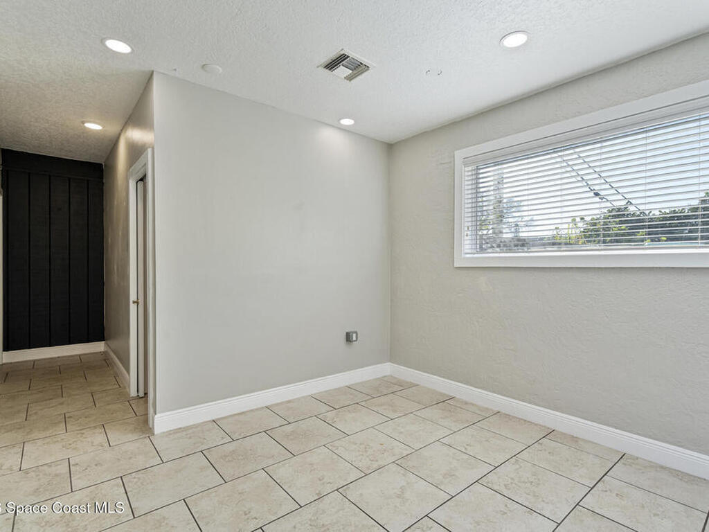 599 Sherwood Avenue, Satellite Beach, FL 32937