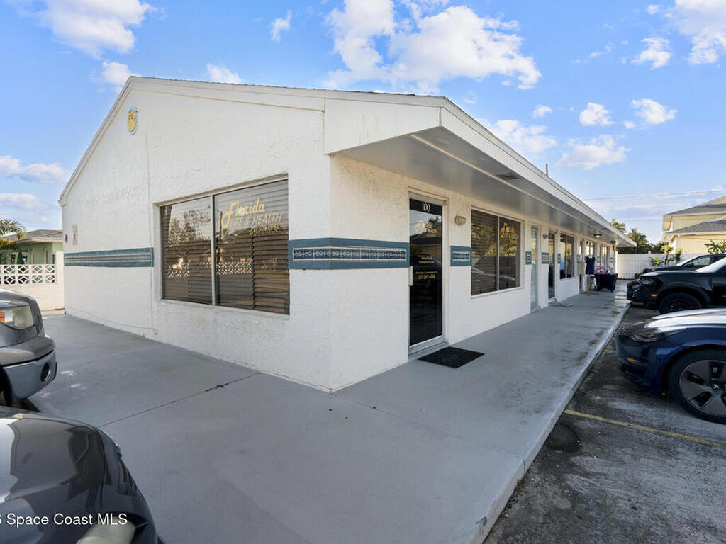 599 Sherwood Avenue, Satellite Beach, FL 32937