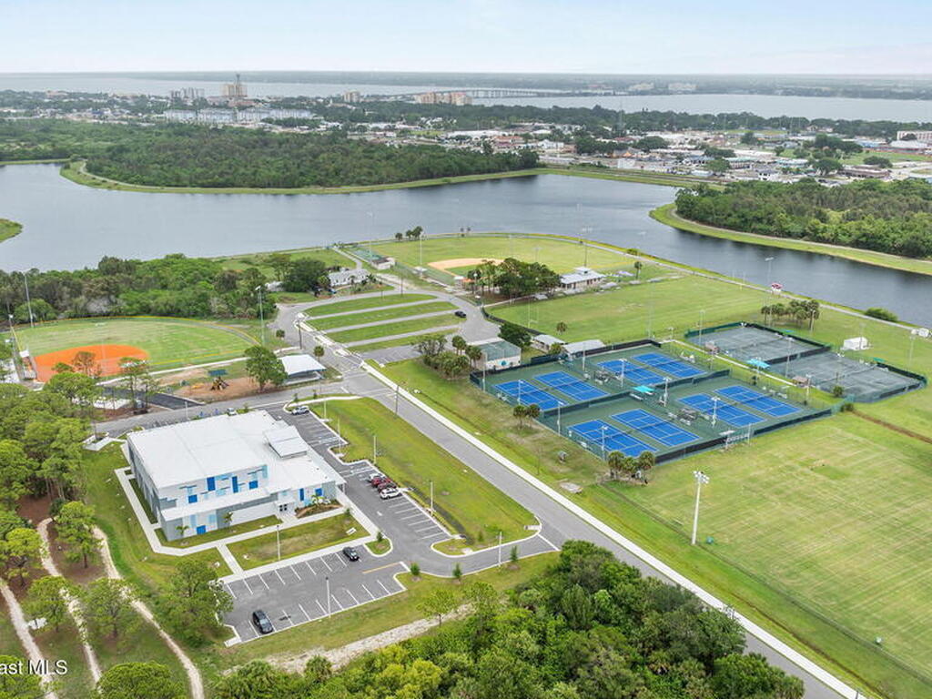 1420 Huntington Lane, Rockledge, FL 32955