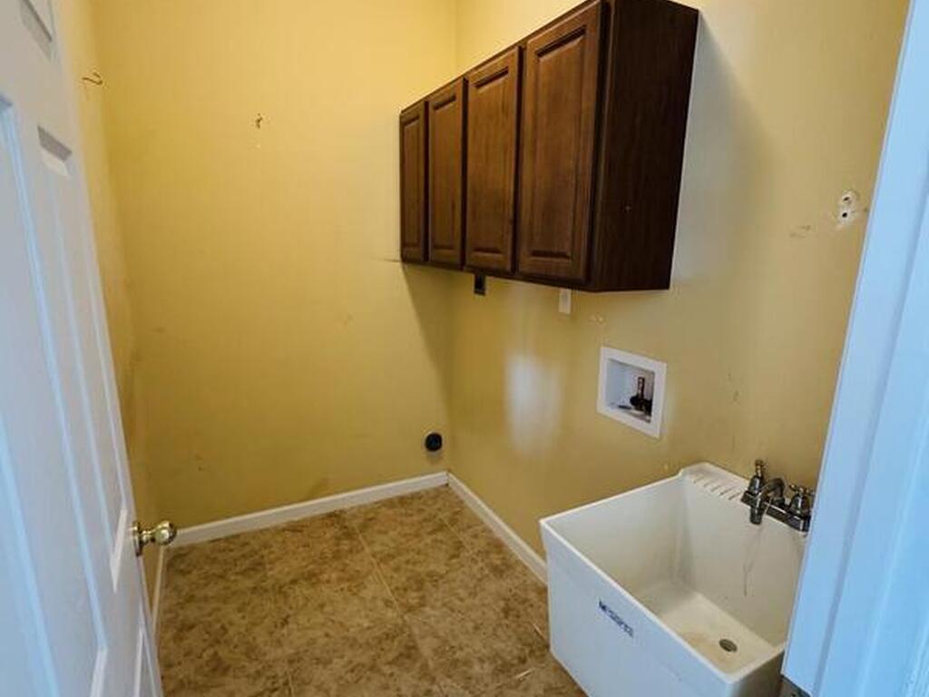 112 Broyles Drive, Palm Bay, FL 32909