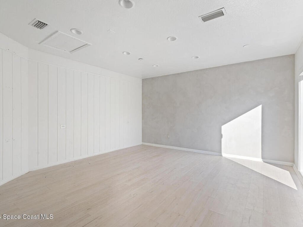 599 Sherwood Avenue, Satellite Beach, FL 32937