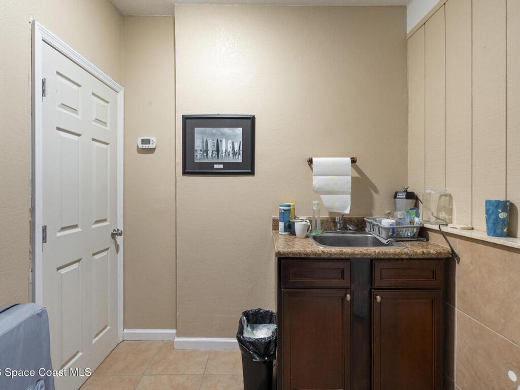 599 Sherwood Avenue, Satellite Beach, FL 32937