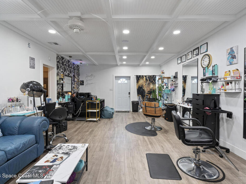 599 Sherwood Avenue, Satellite Beach, FL 32937