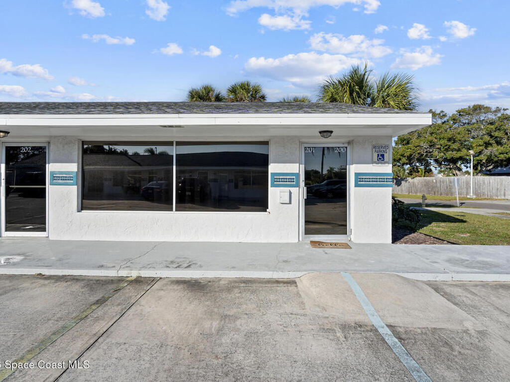 599 Sherwood Avenue, Satellite Beach, FL 32937