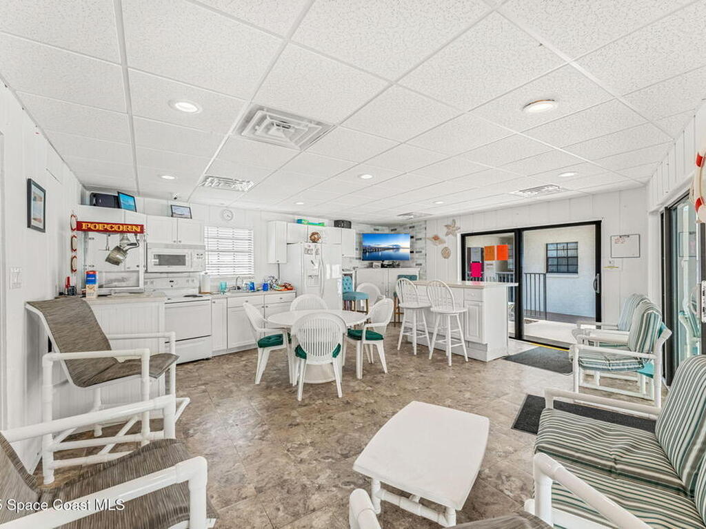 383 N Atlantic Avenue, Cocoa Beach, FL 32931