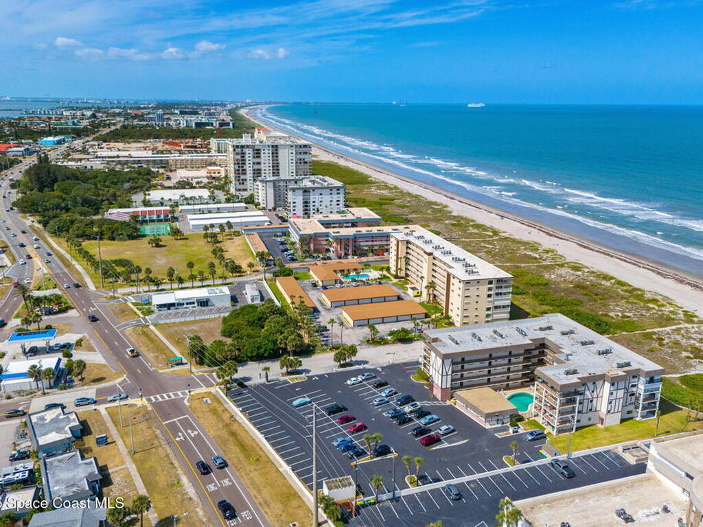 383 N Atlantic Avenue, Cocoa Beach, FL 32931