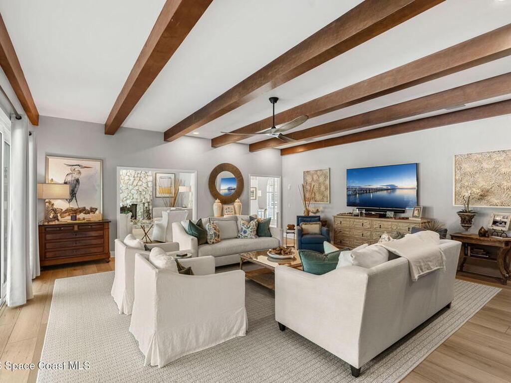 656 Franklyn Avenue, Indialantic, FL 32903