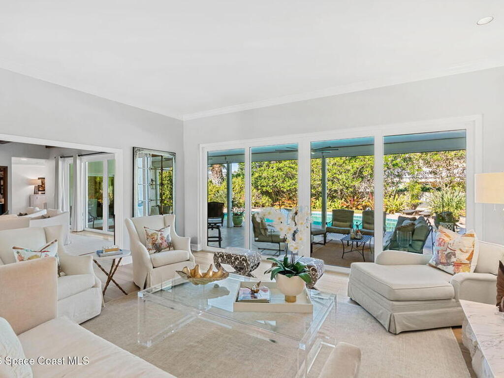 656 Franklyn Avenue, Indialantic, FL 32903