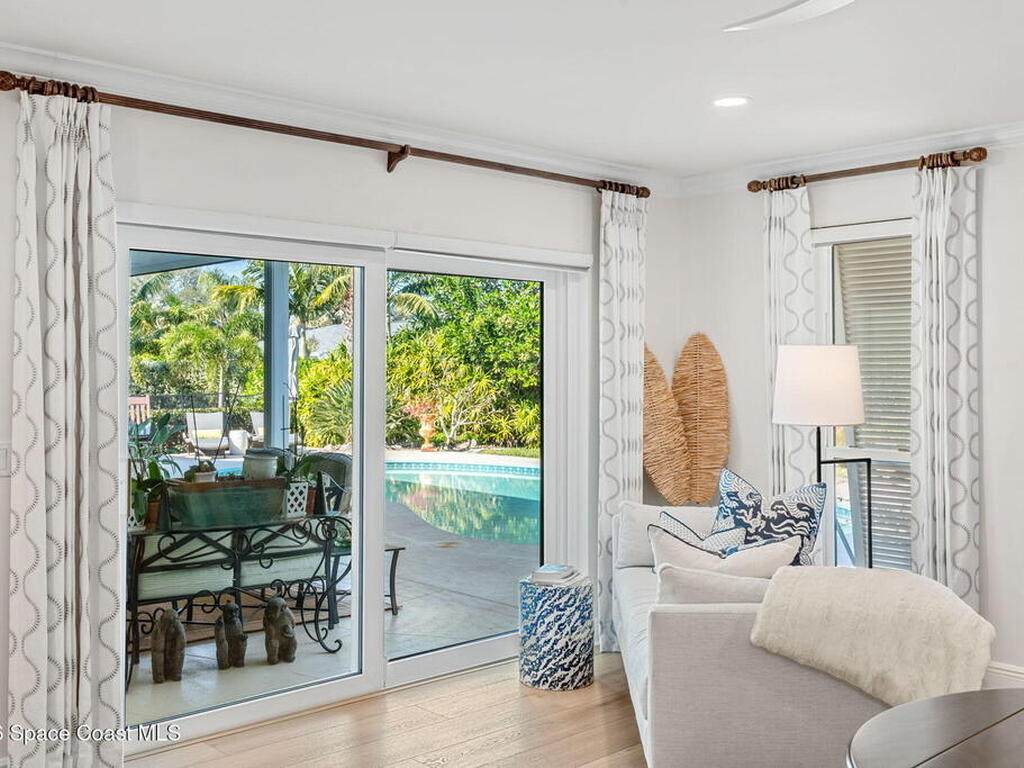 656 Franklyn Avenue, Indialantic, FL 32903