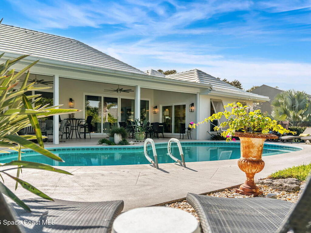 656 Franklyn Avenue, Indialantic, FL 32903