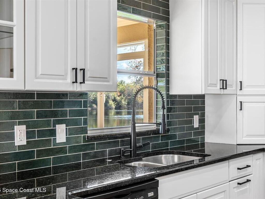 8033 Kingswood Way, Suntree, FL 32940