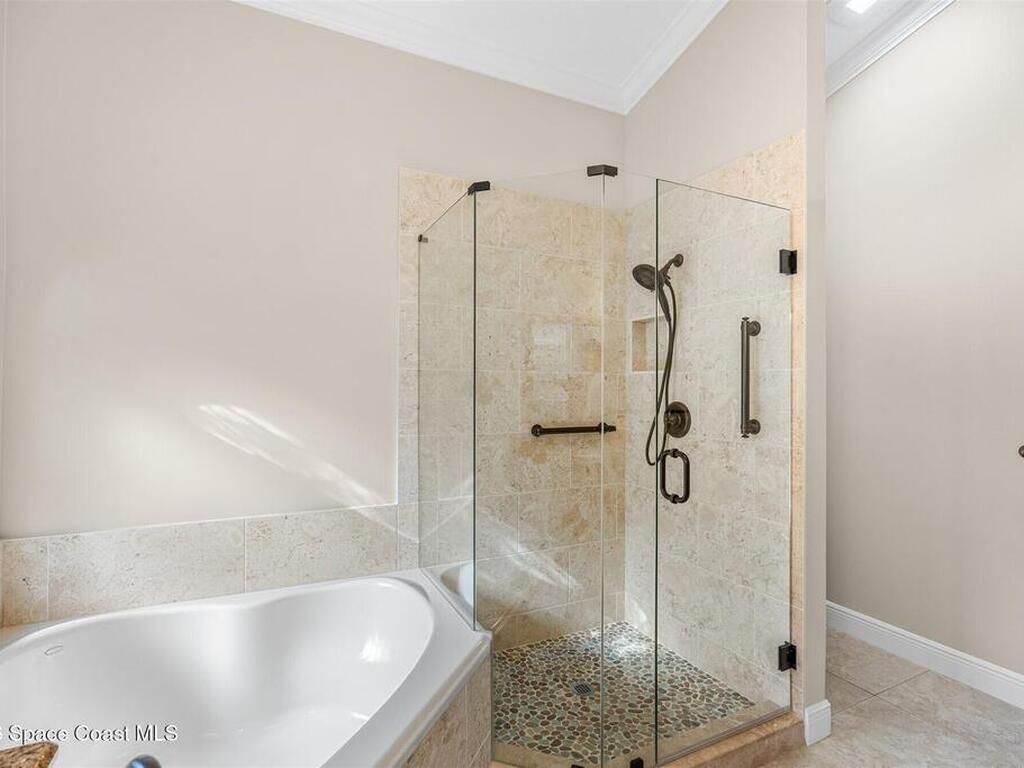 8033 Kingswood Way, Suntree, FL 32940
