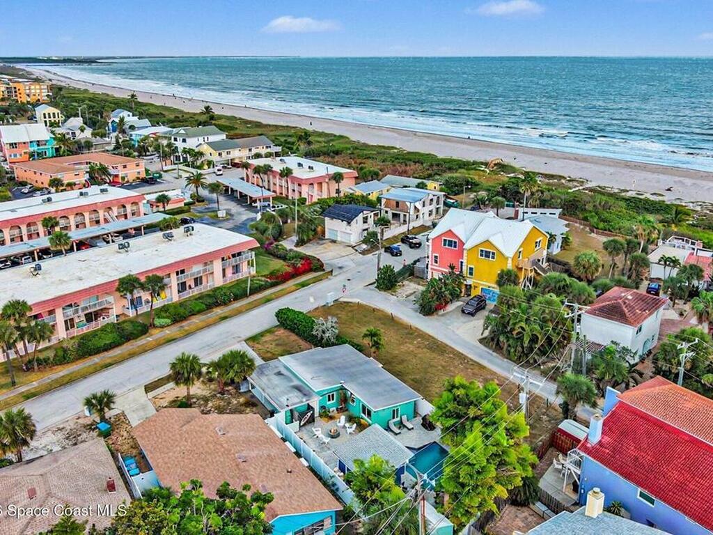 607 Madison Avenue, Cape Canaveral, FL 32920