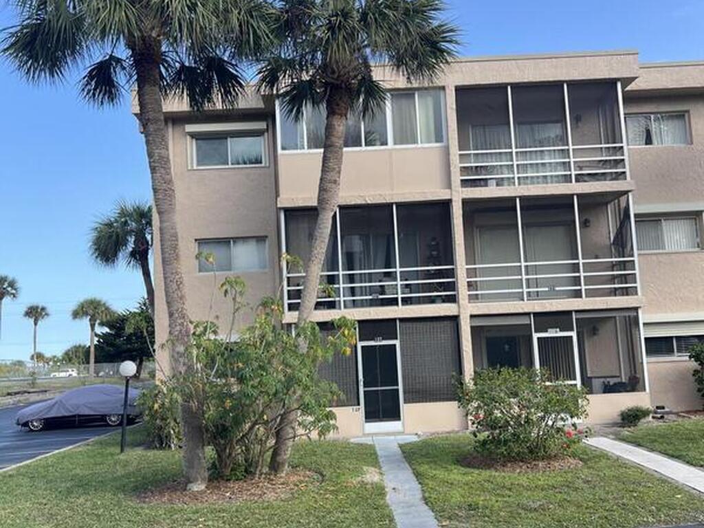 3150 N Harbor City Boulevard, Melbourne, FL 32935