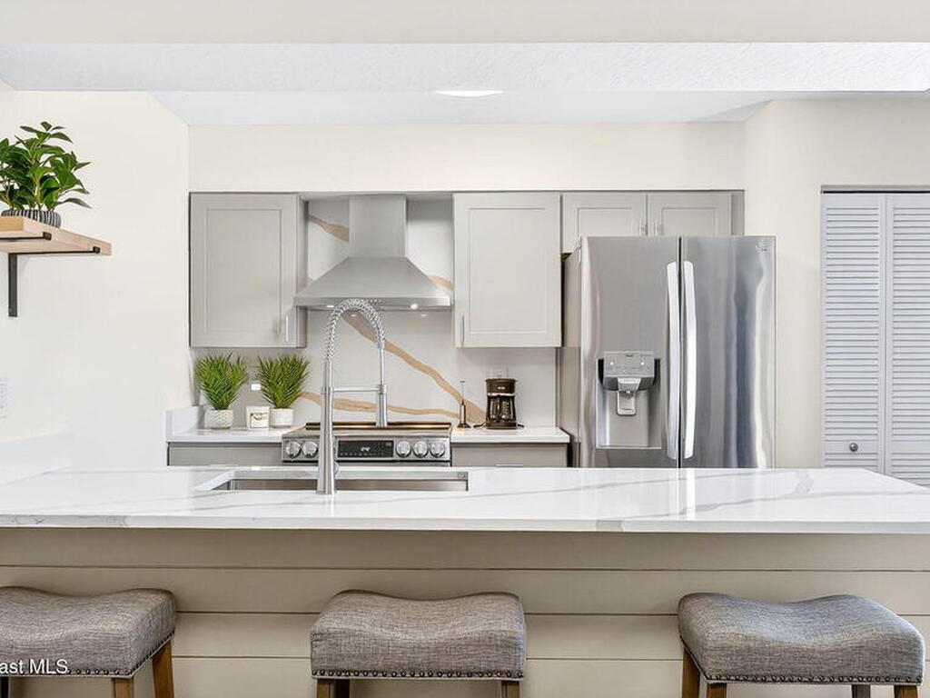 200 S Banana River Boulevard, Cocoa Beach, FL 32931