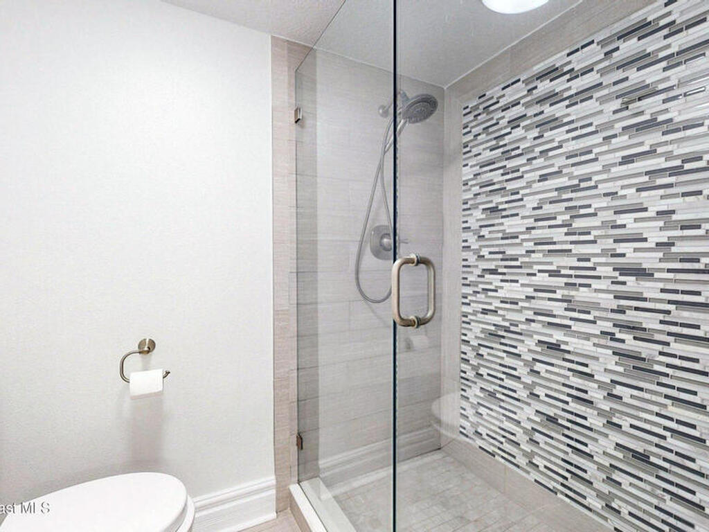 2815 S Atlantic Avenue, Cocoa Beach, FL 32931