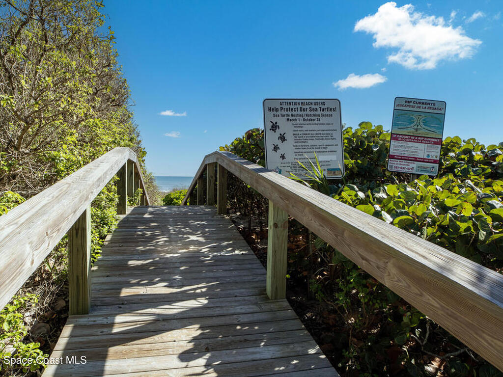 2815 S Atlantic Avenue, Cocoa Beach, FL 32931