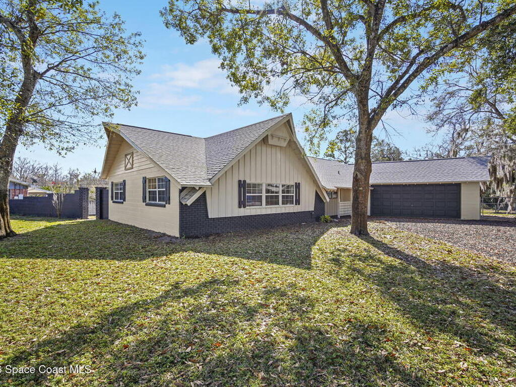 2675 Hillcrest Avenue, Titusville, FL 32796