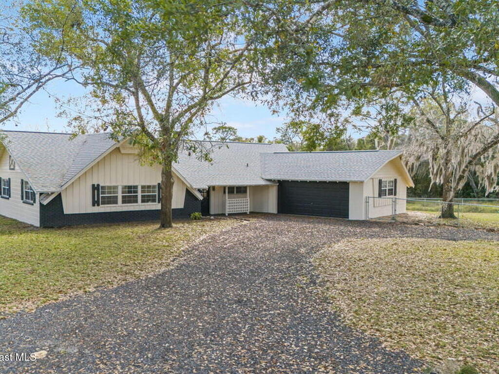 2675 Hillcrest Avenue, Titusville, FL 32796