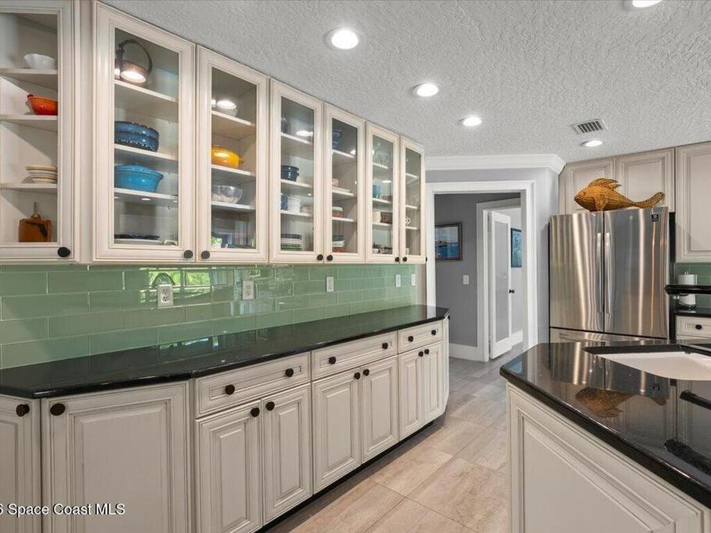 808 Puesta Del Sol Plaza, Indialantic, FL 32903