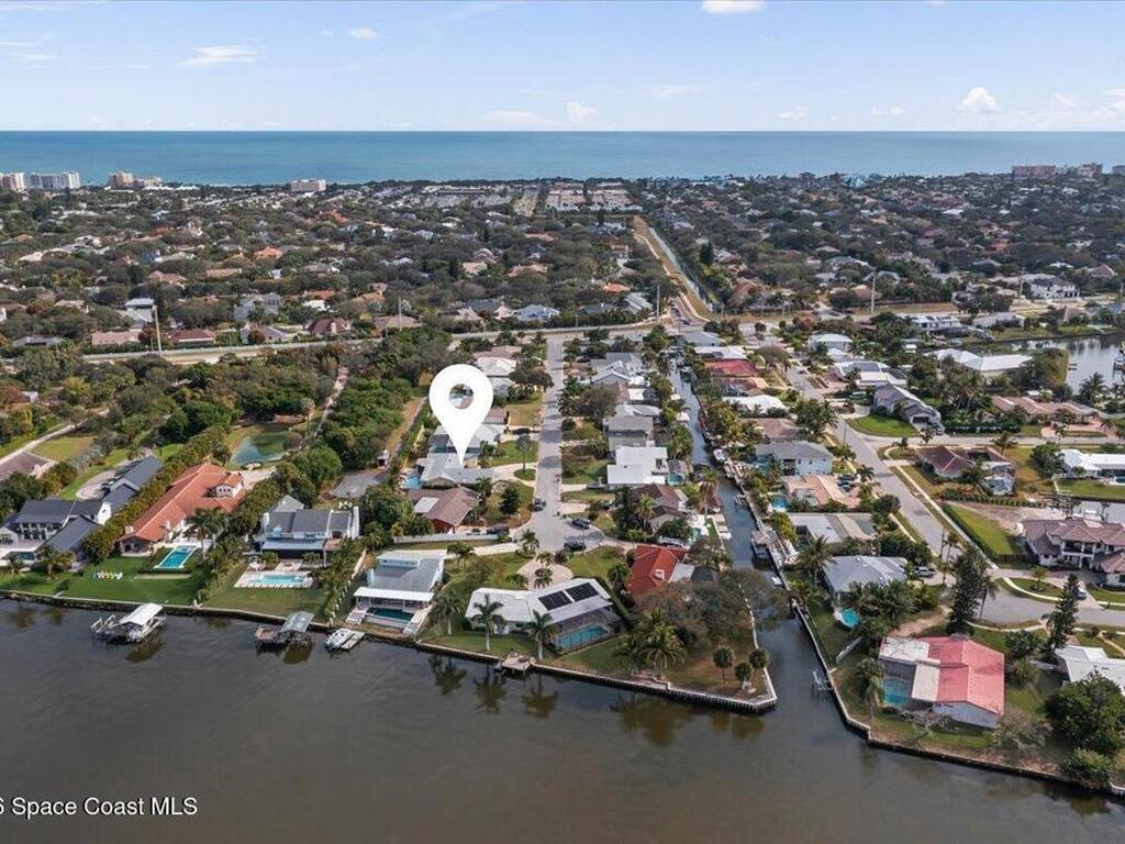 808 Puesta Del Sol Plaza, Indialantic, FL 32903