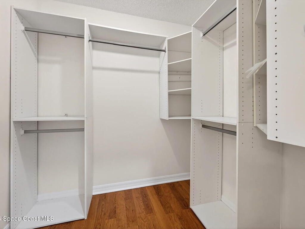 1607 Parkside Place, Indian Harbour Beach, FL 32937