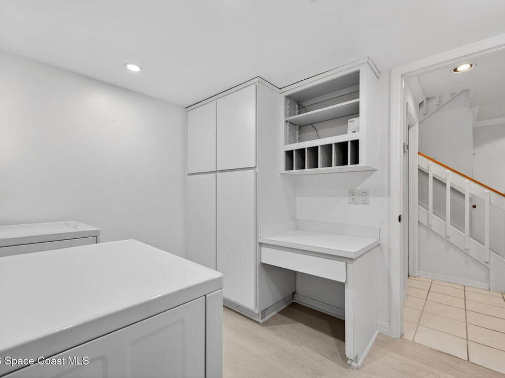 1607 Parkside Place, Indian Harbour Beach, FL 32937