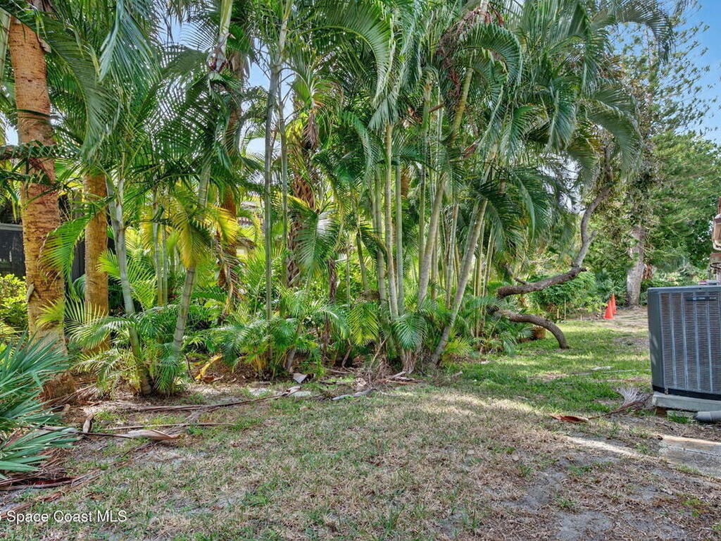 1607 Parkside Place, Indian Harbour Beach, FL 32937