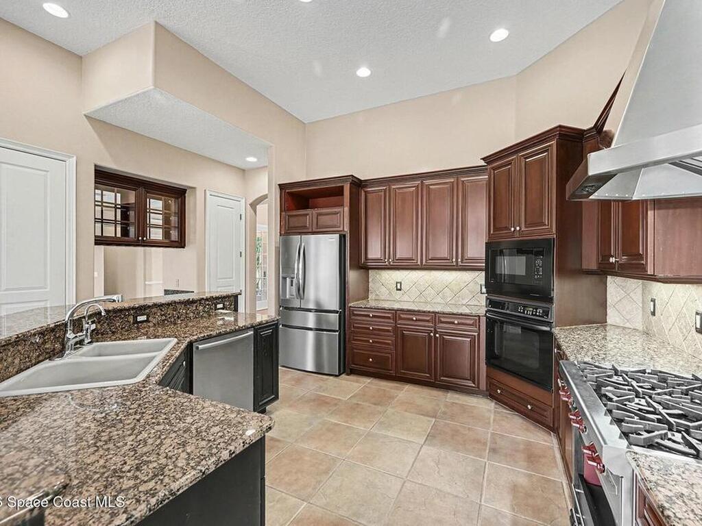 935 Chatsworth Drive, Melbourne, FL 32940