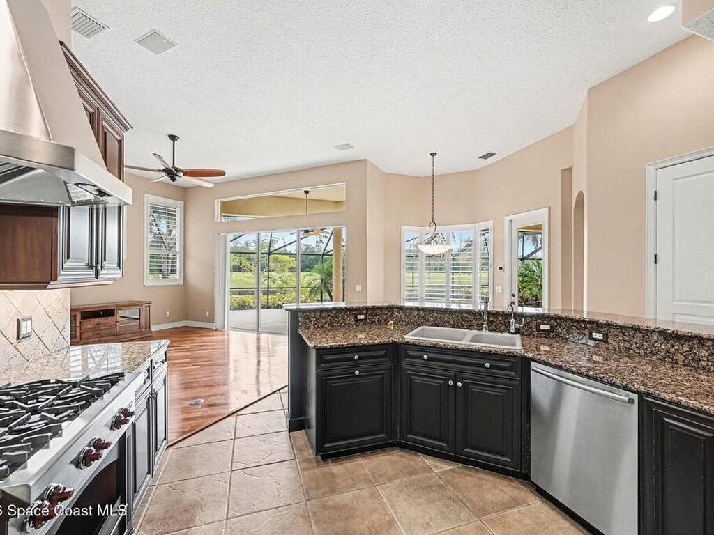 935 Chatsworth Drive, Melbourne, FL 32940