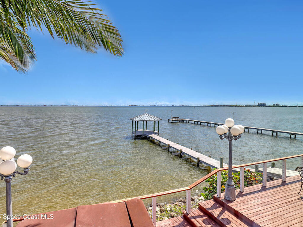 700 Milford Point Drive, Merritt Island, FL 32952
