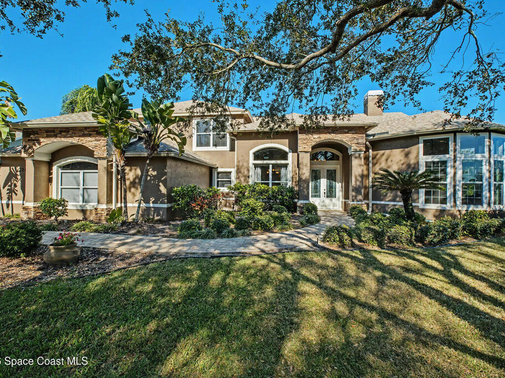 1220 Rebecca Drive, Merritt Island, FL 32952