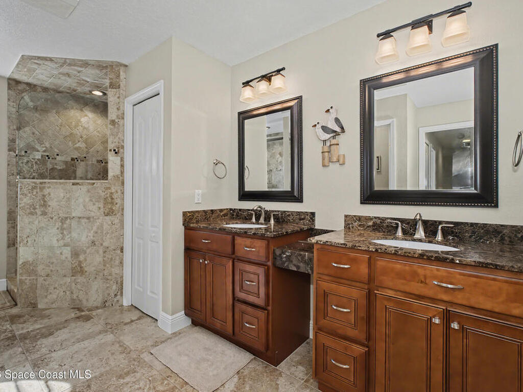 1220 Rebecca Drive, Merritt Island, FL 32952